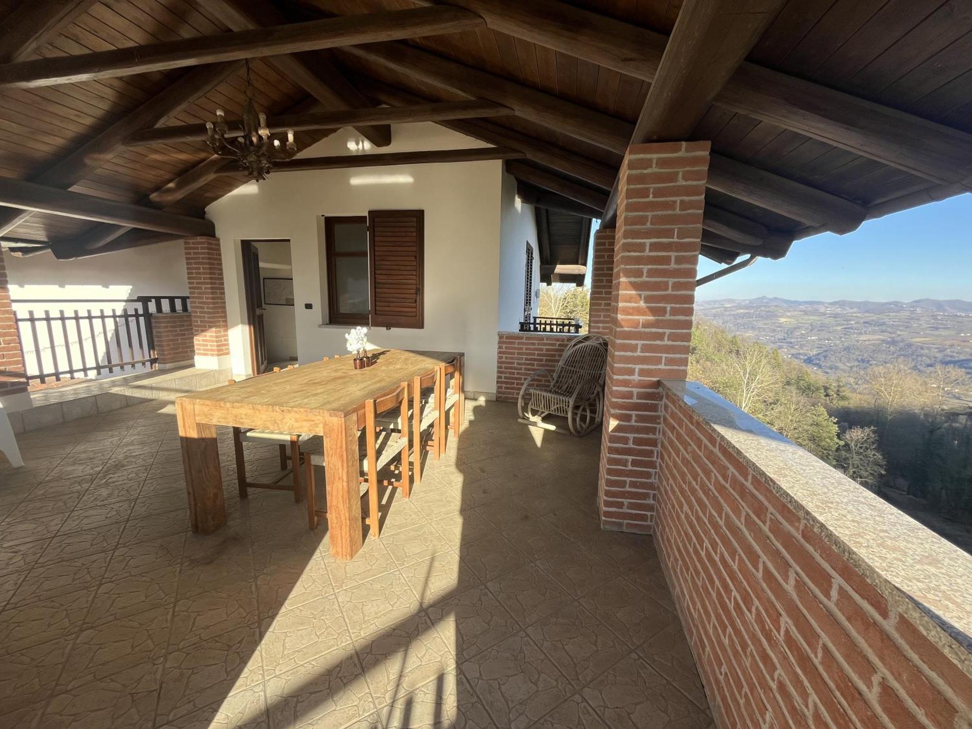 Case Vista Alta Langa, Appartement Bella Vista Cravanzana エクステリア 写真