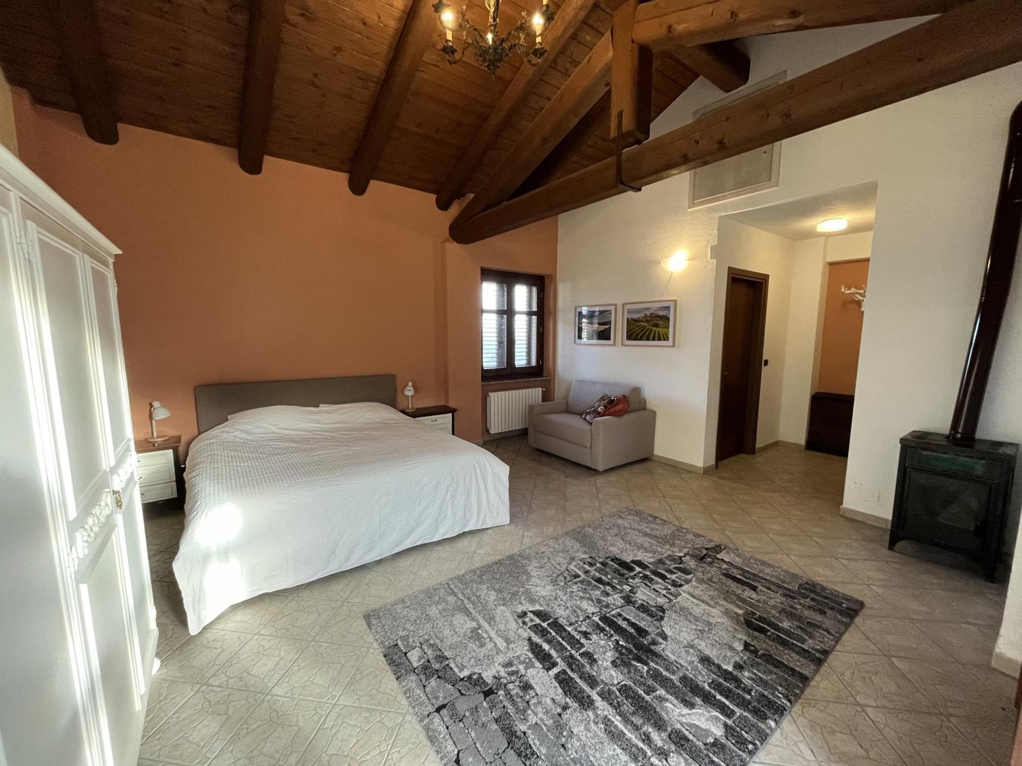 Case Vista Alta Langa, Appartement Bella Vista Cravanzana エクステリア 写真