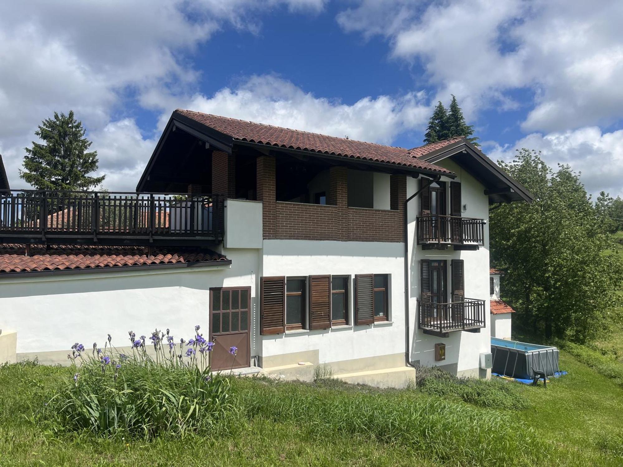 Case Vista Alta Langa, Appartement Bella Vista Cravanzana エクステリア 写真